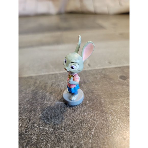 Zootopia Judy Hops bunny rabbit Disney toy figure - Picture 5 of 6